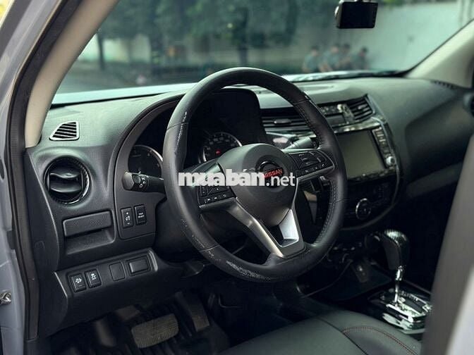 Nissan Navara Pro4X 2023 - Odo lướt