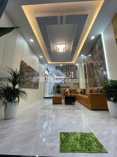 NHÀ XÂY MỚI 100% NGAY TRƯỜNG ĐẠI HỌC NGUYỄN TẤT THÀNH