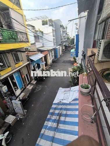 Nhà đúc lầu hẻm thông xe tải 1/ quang Trung p10 GV 4 x 17m 3pn2wc 13.5