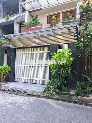 Nhà liền kề ngõ 20 phố Trần Kim Xuyến - Dt 60m2 x 5 tầng mặt tiền 5m