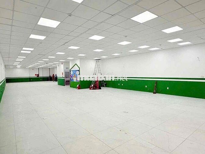 NHÀ MẶT TIỀN NGANG 11M NGUYỄN VĂN KHỐI P8 GÒ VẤP