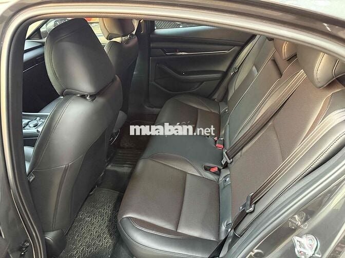 Mazda 3 2024 1.5L Luxury - 19000 km siêu lướt
