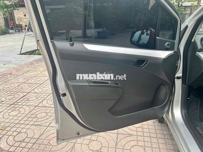 Chevrolet Spark 2012 1.0 AT - siêu đẹp