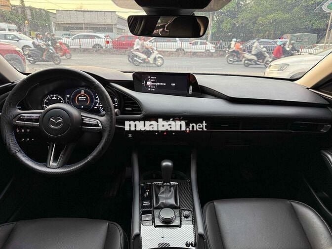 Mazda 3 2024 1.5L Luxury - 19000 km siêu lướt