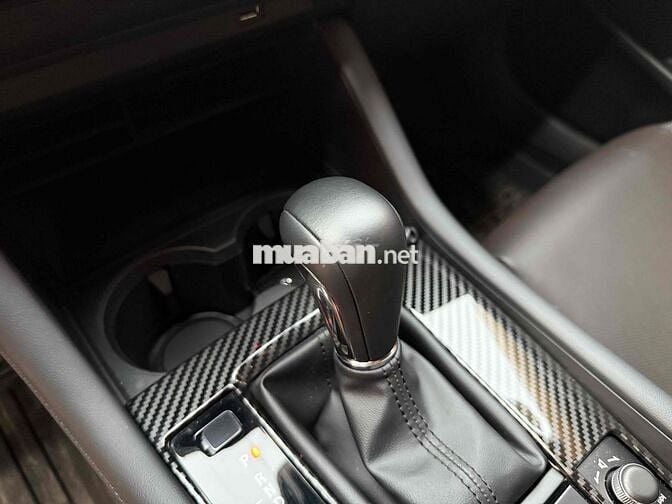 Mazda 3 2024 1.5L Luxury - 19000 km siêu lướt