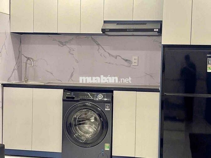 CĂN HỘ CAO CẤP FULL NỘI THẤT NGAY CÔNG VIÊN LÀNG HOA