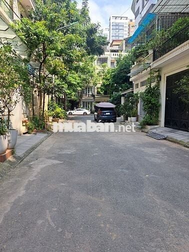 Nhà liền kề ngõ 20 phố Trần Kim Xuyến - Dt 60m2 x 5 tầng mặt tiền 5m