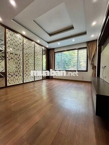 Nhà liền kề ngõ 20 phố Trần Kim Xuyến - Dt 60m2 x 5 tầng mặt tiền 5m