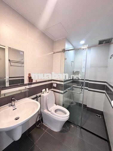 chung cư Orchard Garden. gần san bay Tân Sơn Nhât. 3 phòng ngủ. 2WC