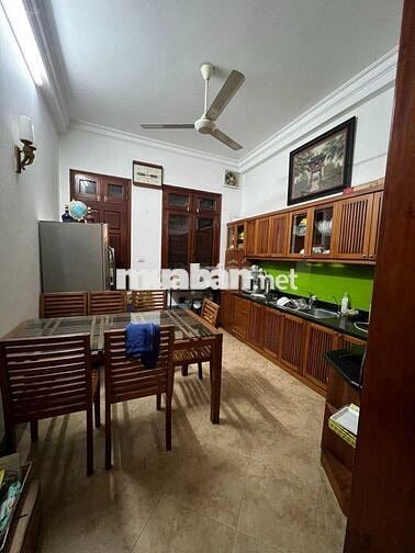 Nhà ngõ 83 phố Nguyễn Khang, Dt 50m2 x 5 tầng ô tô đậu cửa có nội thất