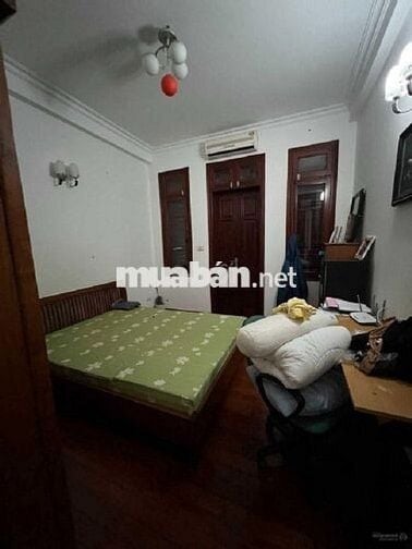 Nhà ngõ 83 phố Nguyễn Khang, Dt 50m2 x 5 tầng ô tô đậu cửa có nội thất