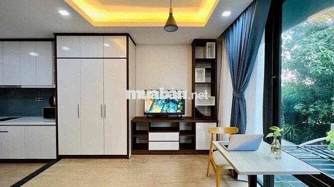 Căn Hộ Ban Công Cây Xanh Thoáng Mát Full Nội Thất ngay Phan Xích Long