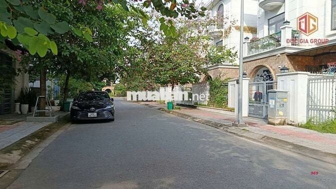 Bán nhà góc thoát hiểm biệt thự song lập 1 trệt 2 lầu KDC Bửu Long 3