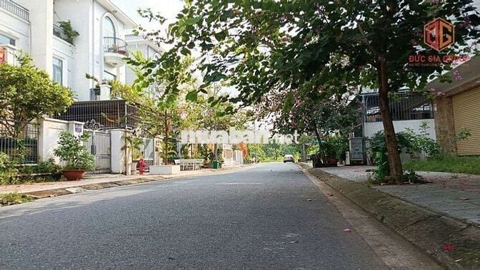 Bán nhà góc thoát hiểm biệt thự song lập 1 trệt 2 lầu KDC Bửu Long 3