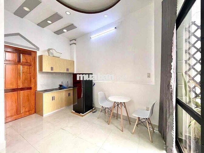 CHO THUÊ PHÒNG KHÔNG GÁC BAN CÔNG ĐÓN GIÓ FULL NỘI THẤT MỚI XÂY