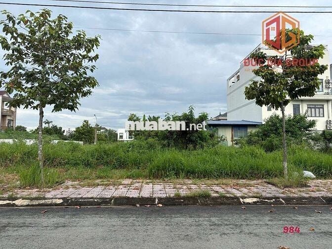 Bán đất biệt thự KDC Phúc Hiếu gần Aeon mall đang xây