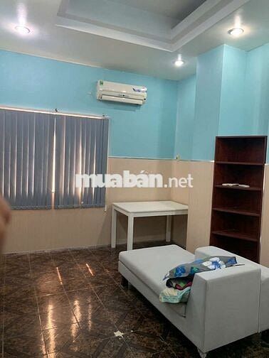 Nhà MT Điện Biên Phủ sát Hàng Xanh 4.5 x 8 DTSD 100 m2 4pn 3 tầng