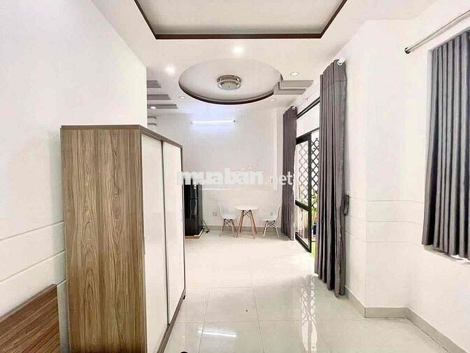 CHO THUÊ PHÒNG KHÔNG GÁC BAN CÔNG ĐÓN GIÓ FULL NỘI THẤT MỚI XÂY