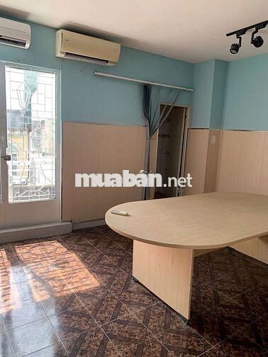 Nhà MT Điện Biên Phủ sát Hàng Xanh 4.5 x 8 DTSD 100 m2 4pn 3 tầng