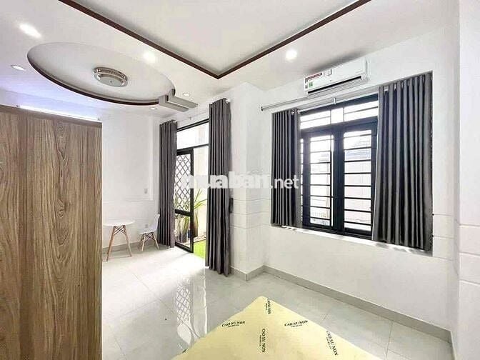 CHO THUÊ PHÒNG KHÔNG GÁC BAN CÔNG ĐÓN GIÓ FULL NỘI THẤT MỚI XÂY