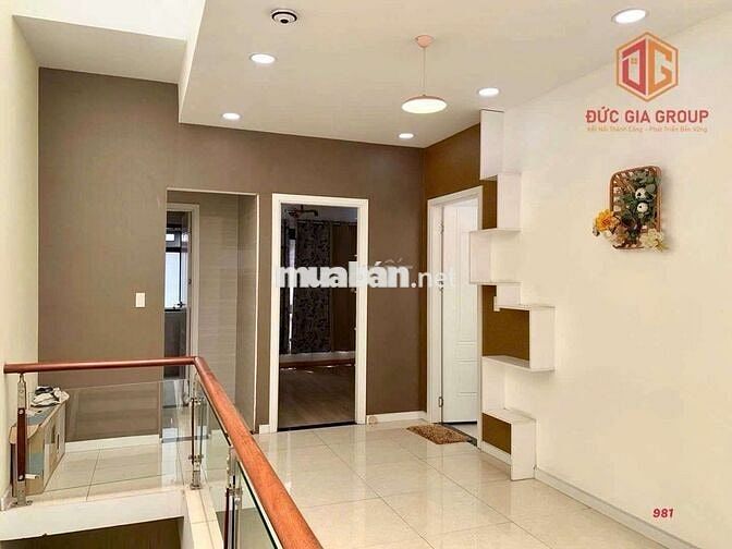 Bán nhà 1 trệt 2 lầu khu dân cư Sunshine Long Châu gần trường Tam Hiệp