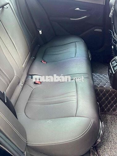 VinFast Lux A2.0 Turbo Base sx 2022 siêu đẹp