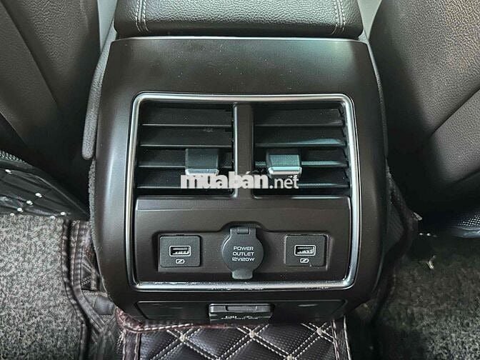 VinFast Lux A2.0 Turbo Base sx 2022 siêu đẹp