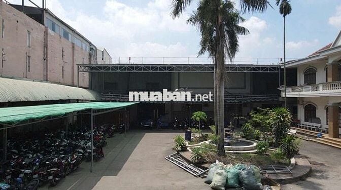 👉Cần Bán xưởng DT 4000m Sổ Hồng riêng Mặt Tiền