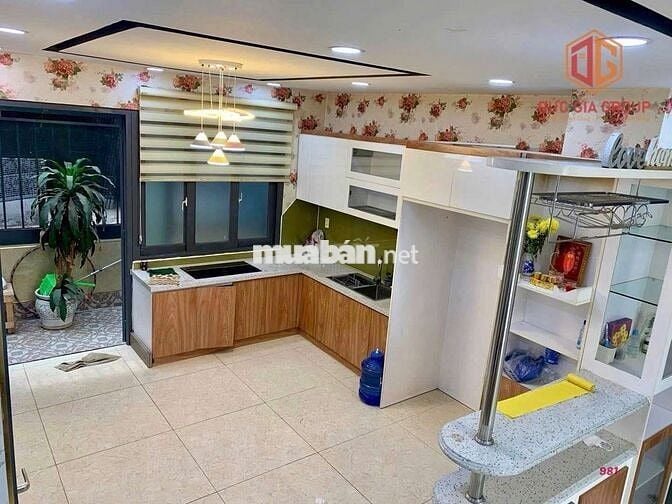 Bán nhà 1 trệt 2 lầu khu dân cư Sunshine Long Châu gần trường Tam Hiệp