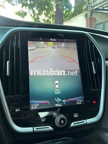 VinFast Lux A2.0 Turbo Base sx 2022 siêu đẹp