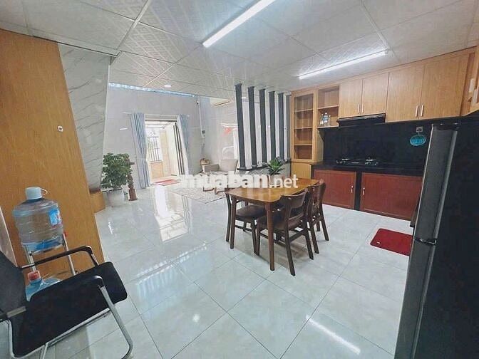 Cho thuê nhà trệt lửng 3pn Dx051 Phú Mỹ