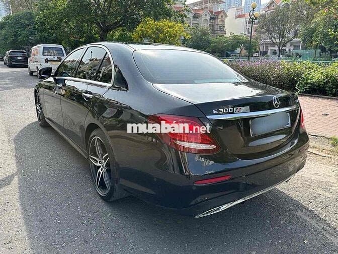 Mercedes-Benz E300 2017 AMG Đen