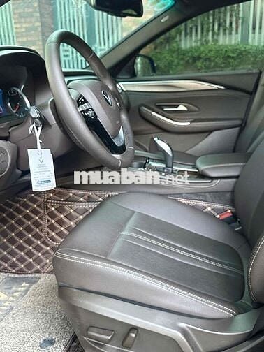 VinFast Lux A2.0 Turbo Base sx 2022 siêu đẹp