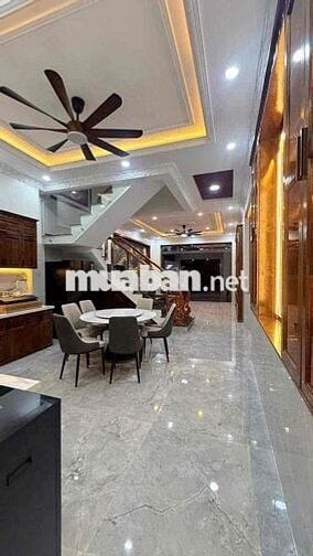 Bán nhà 3 lầu p đông hoà tp hồ chí minh