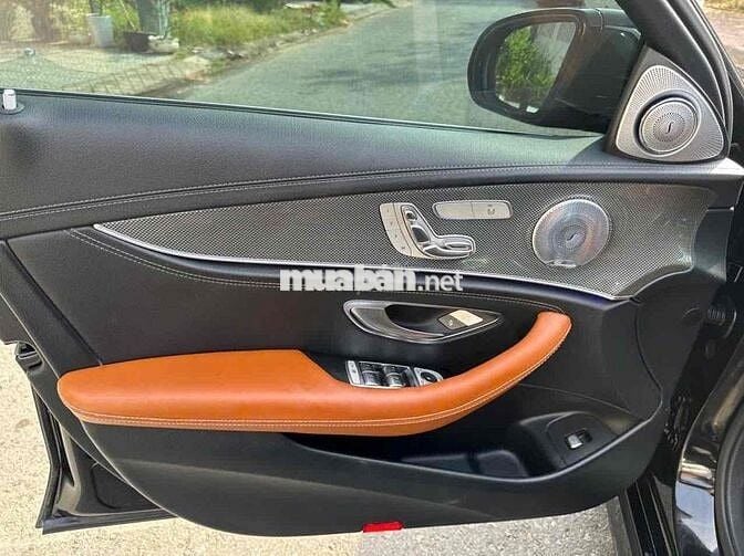 Mercedes-Benz E300 2017 AMG Đen