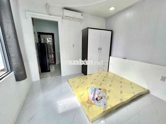 CHO THUÊ STUDIO BAN CÔNG GẦN NGÃ TƯ PHÚ NHUẬN - PHAN XÍCH LONG