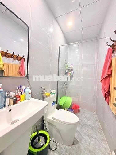 Kẹt tiền bán gấp nhà phường Trung Dũng gần công an thành phố