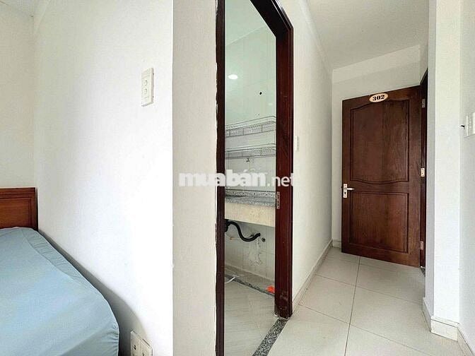 PHÒNG MỚI CỬA SỔ LỚN NGAY BVQ12, CVPM, TÔ KÝ