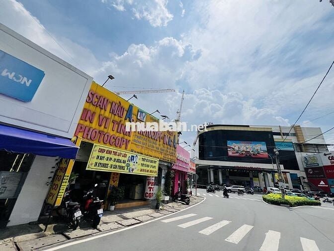 LÔ ĐẤT GÓC 2 MT ĐƯỜNG VÕ VĂN NGÂN CÓ NHÀ 2T_LỘ GIỚI 8M_NGANG 7M NỞ HẬU