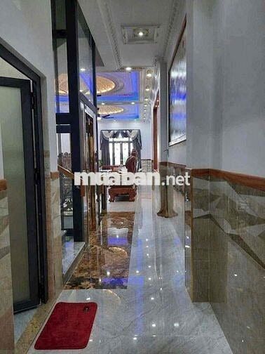 Cho thuê nhà  có nội thất có thang máy gần bệnh viện Dĩ An