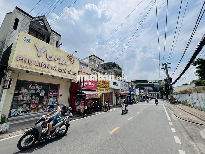 LÔ ĐẤT GÓC 2 MT ĐƯỜNG VÕ VĂN NGÂN CÓ NHÀ 2T_LỘ GIỚI 8M_NGANG 7M NỞ HẬU