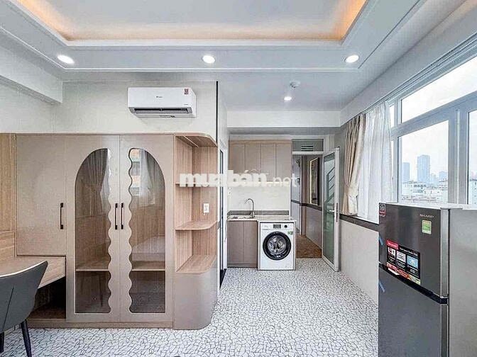 🍀Studio ban công gần Q1 bóc seal mới 100%