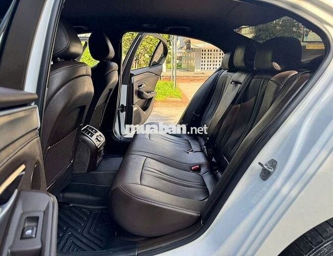 VinFast Lux A2.0 2022 Trắng