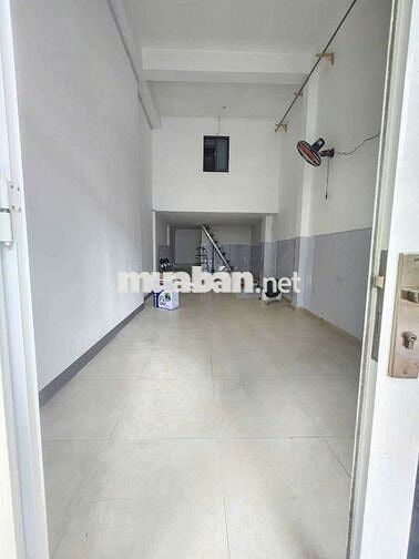 MẶT BẰNG ĐỐI DIỆN TRƯỜNG CAO ĐẲNG BÁCH KHOA_CÓ GÁC ĐỂ Ở_ MÁY LẠNH 2HP