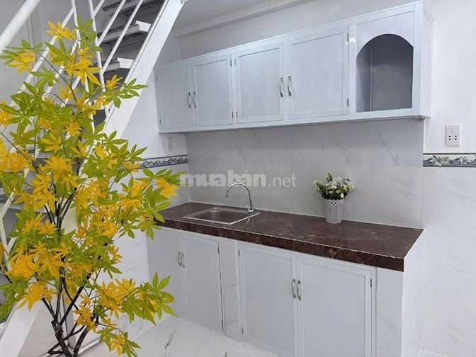 Nhà mới đẹp, Trệt, 1lầu, Hẻm Chùa Viên Minh, raNguyễn V Linh Bình Hưng