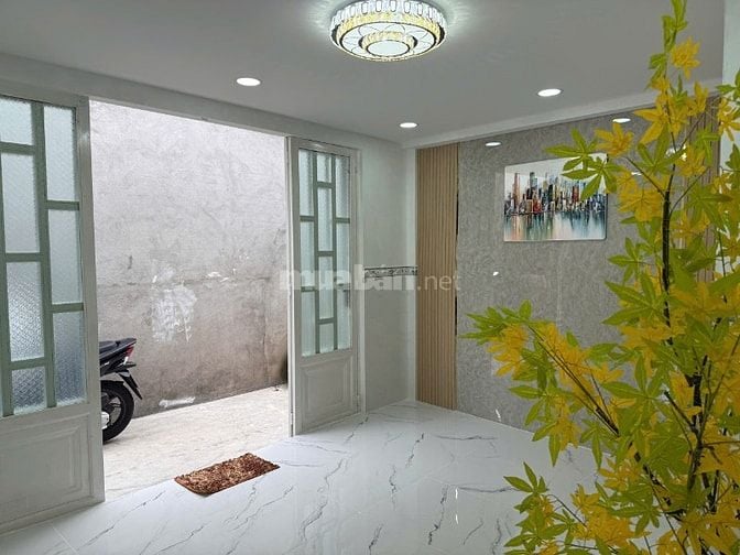 Nhà mới đẹp, Trệt, 1lầu, Hẻm Chùa Viên Minh, raNguyễn V Linh Bình Hưng