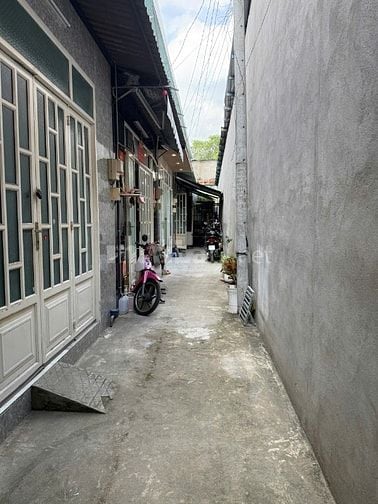 Nhà mới đẹp, Trệt, 1lầu, Hẻm Chùa Viên Minh, raNguyễn V Linh Bình Hưng