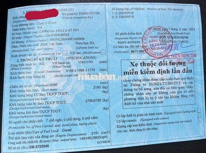 Kia Carnival 2024 2.2D Signature 7 ghế - 9000 km