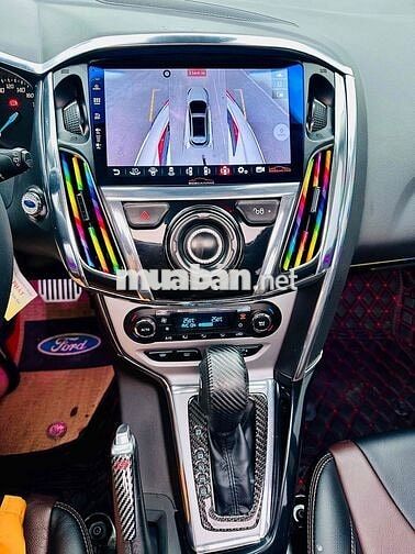 Ford Focus S Hatchback 2014 Trắng 126903 km