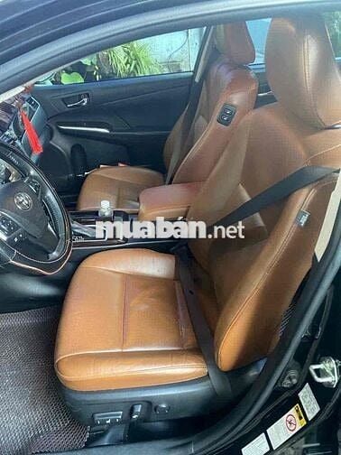 Toyota Camry 2019 2.5Q Màu Đen